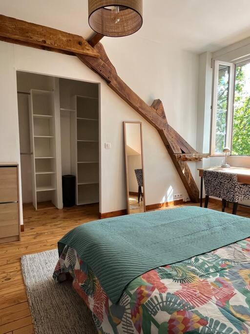 בריב-לה-גייארד Duplex De Charme En Centre Ville Avec Terrasse מראה חיצוני תמונה