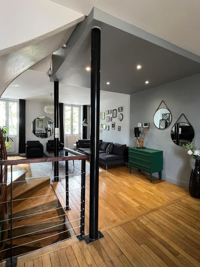 בריב-לה-גייארד Duplex De Charme En Centre Ville Avec Terrasse מראה חיצוני תמונה